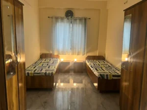 Double sharing rooms in kharadi zen-stays PG